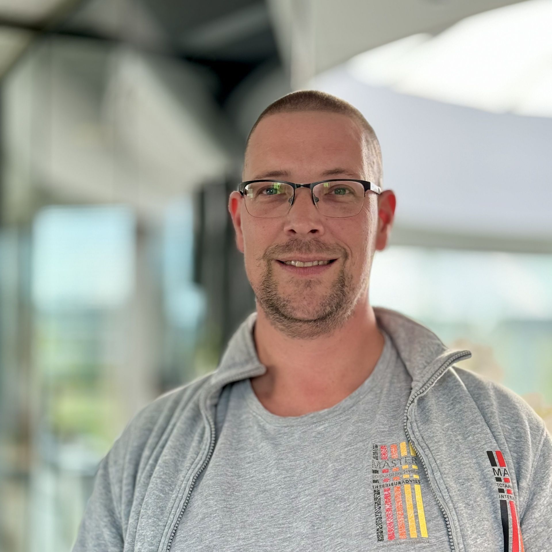 Alex de Vries Allround stoffeerder kleur