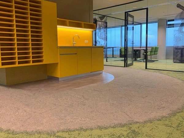 KCB Schiphol-Rijk volledig gestoffeerd